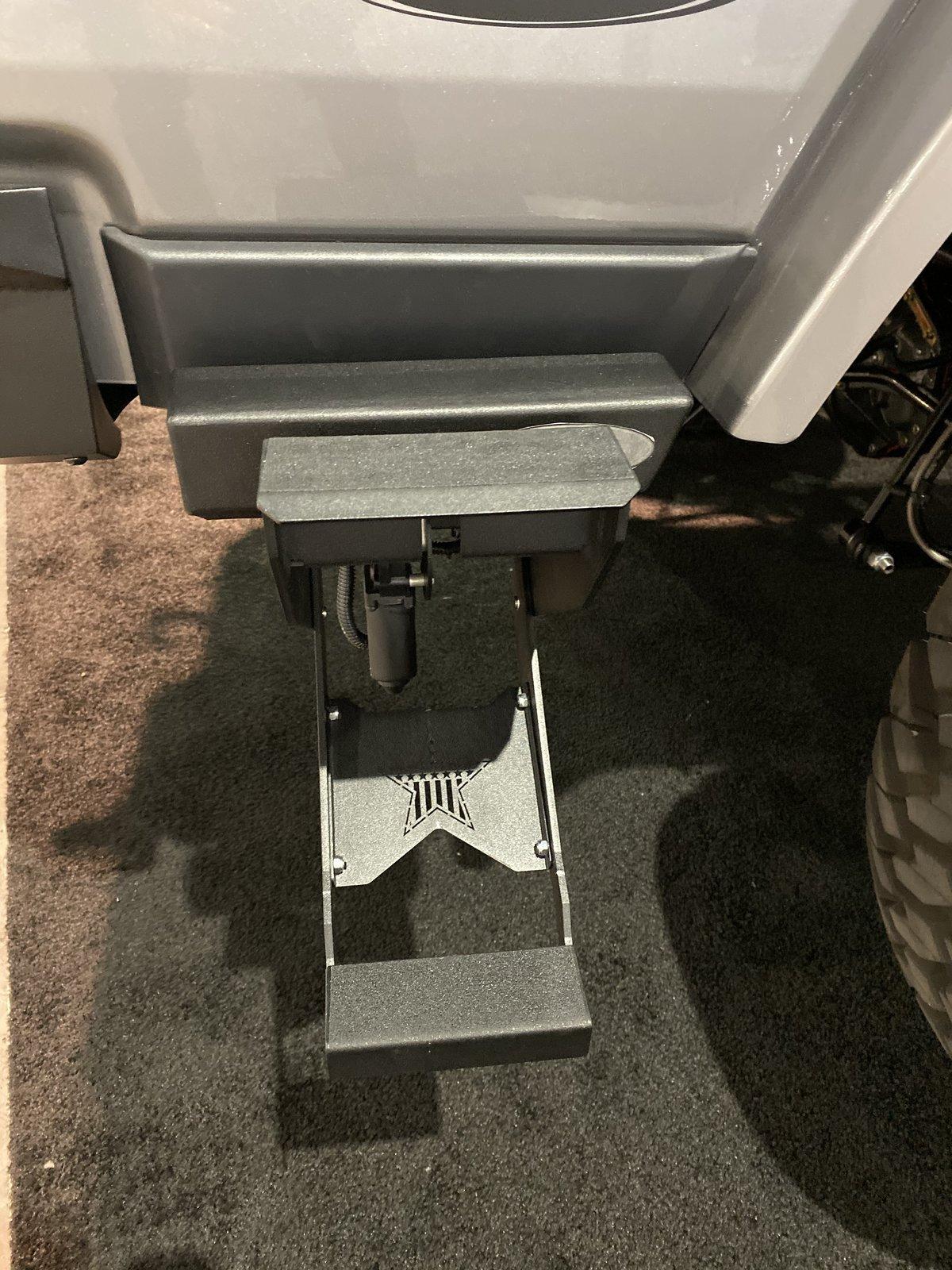 Jeep Gladiator JGF SEMA 2019 COVERAGE - GLADIATOR BUILDS LIST [CHECK FOR UPDATES] F32D7EFE-FB4C-4372-B3DE-1C9C2802B3FD