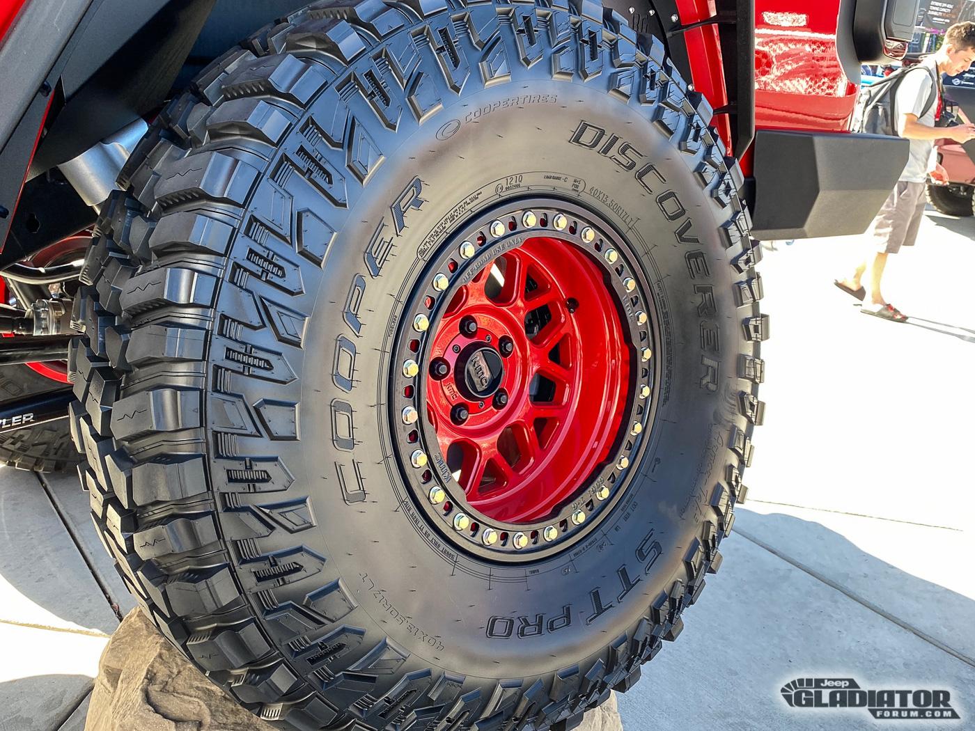 Jeep Gladiator Doetsch Off-Road / Bolt Lock Gladiator Build [SEMA 2019] Doetsch-Off-Road-Bolt-Lock-Gladiator-Build-SEMA-2019-15