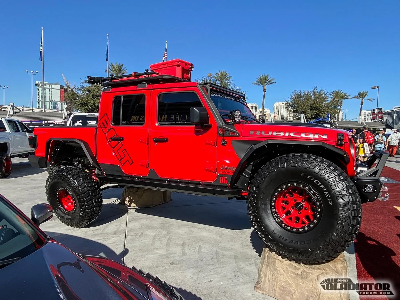 Jeep Gladiator Doetsch Off-Road / Bolt Lock Gladiator Build [SEMA 2019] Doetsch-Off-Road-Bolt-Lock-Gladiator-Build-SEMA-2019-27