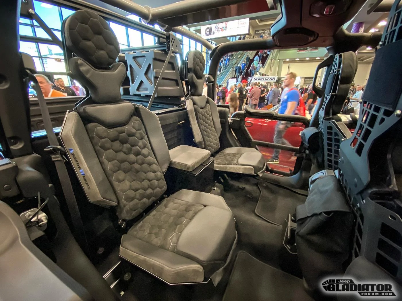 Jeep Gladiator Doetsch Off-Road / Rugged Ridge Gladiator Build [SEMA 2019] Doetsch-Off-Road-Rugged-Ridge-Jeep-Gladiator-Build-SEMA-2019-12