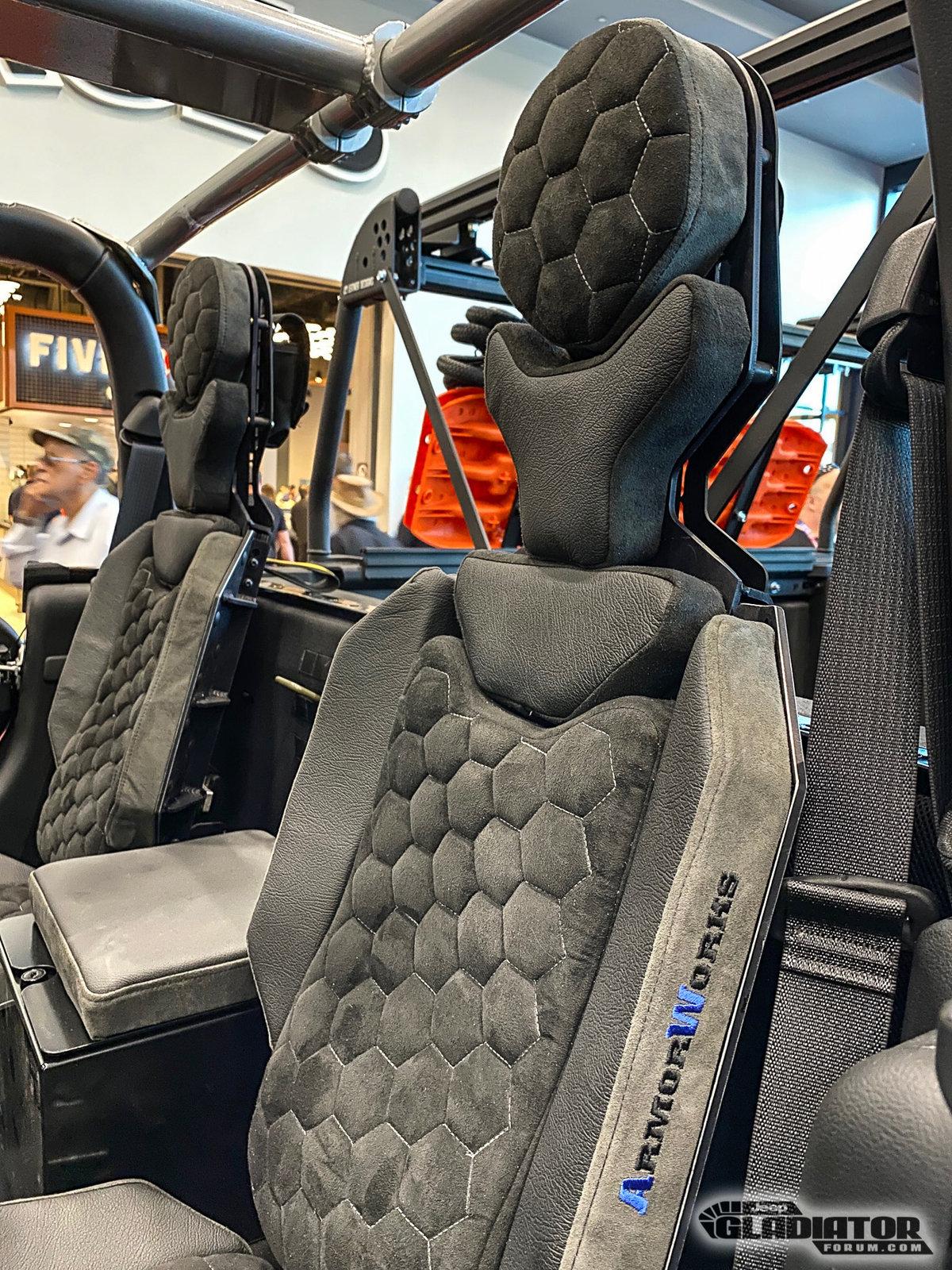 Jeep Gladiator Doetsch Off-Road / Rugged Ridge Gladiator Build [SEMA 2019] Doetsch-Off-Road-Rugged-Ridge-Jeep-Gladiator-Build-SEMA-2019-27