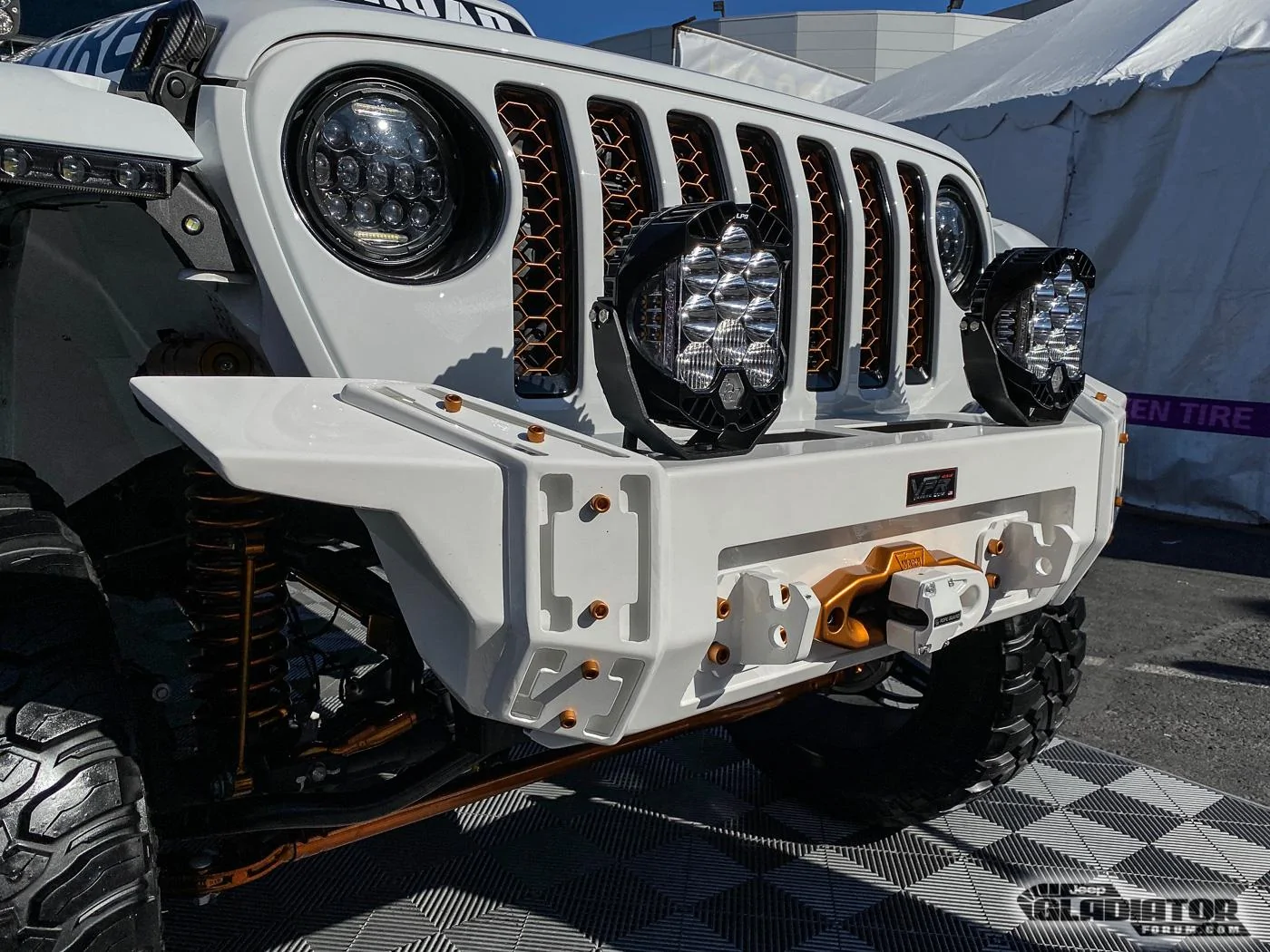 Jeep Gladiator Grid Off-Road Gladiator Build [SEMA 2019] Grid-Off-Road-Jeep-Gladiator-Build-SEMA-2019-10
