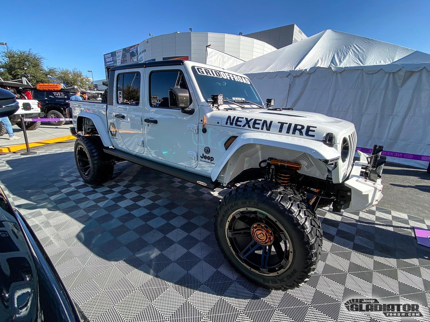 Jeep Gladiator Grid Off-Road Gladiator Build [SEMA 2019] Grid-Off-Road-Jeep-Gladiator-Build-SEMA-2019-12