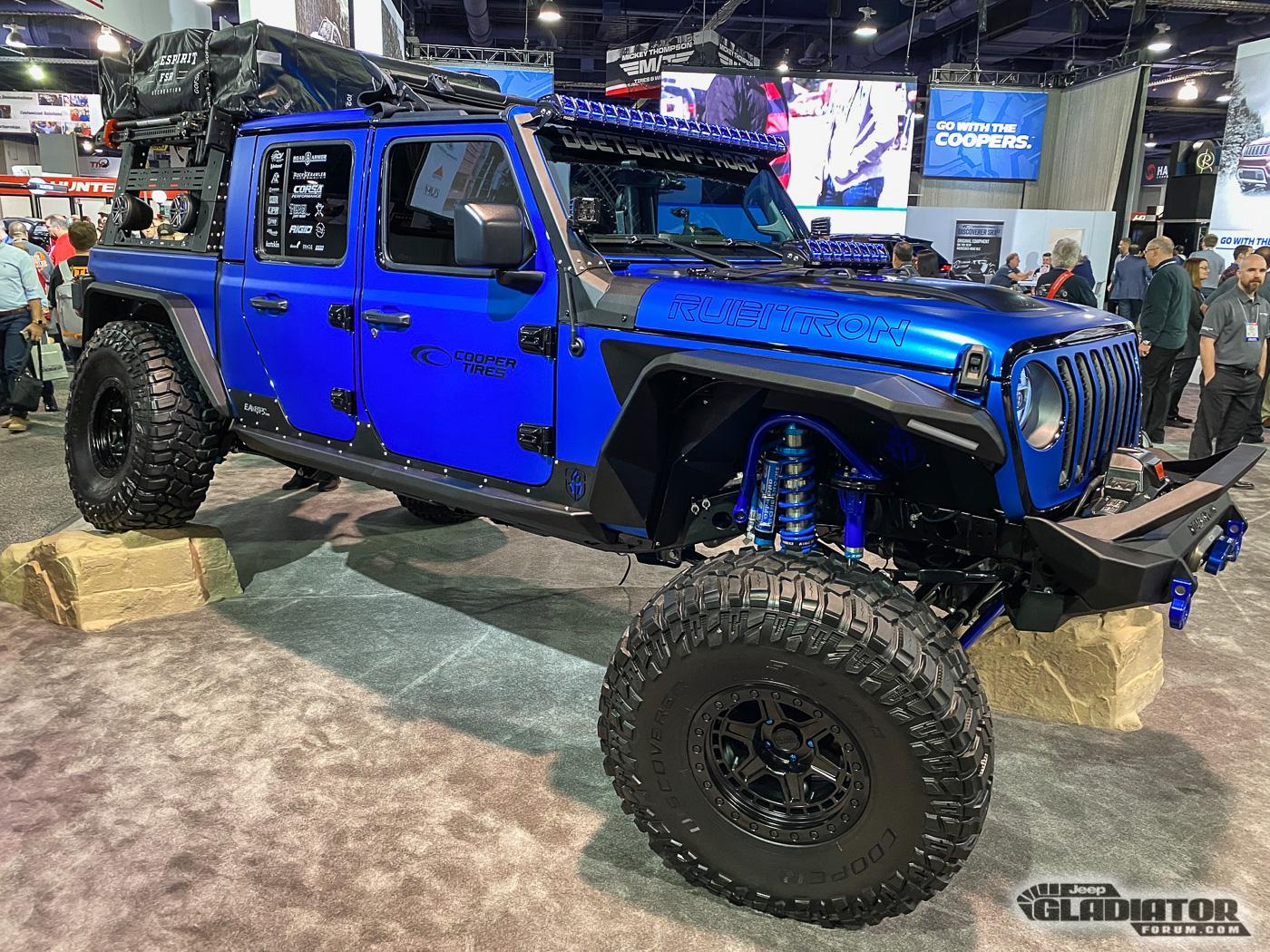 Jeep Gladiator Doetsch Off-Road / Rubitron Gladiator Build [SEMA 2019] Doetsch-Off-Road-Rubitron-Jeep-Gladiator-Build-SEMA-2019-28