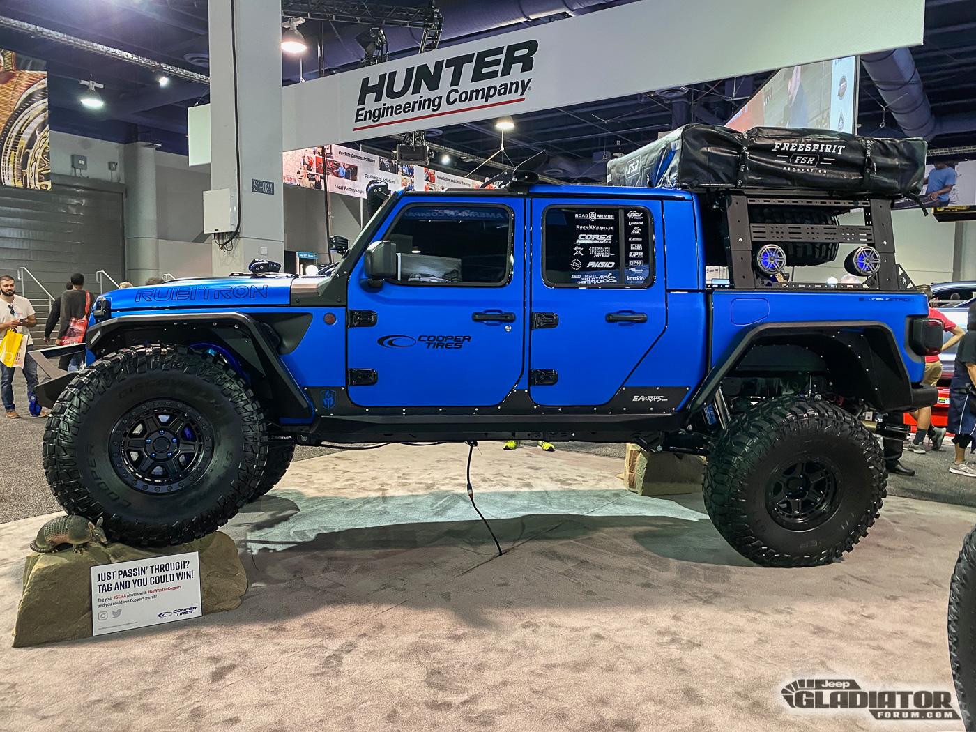 Jeep Gladiator Doetsch Off-Road / Rubitron Gladiator Build [SEMA 2019] Doetsch-Off-Road-Rubitron-Jeep-Gladiator-Build-SEMA-2019-13