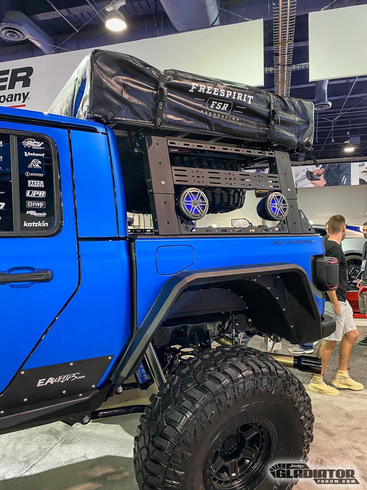 Jeep Gladiator Doetsch Off-Road / Rubitron Gladiator Build [SEMA 2019] Doetsch-Off-Road-Rubitron-Jeep-Gladiator-Build-SEMA-2019-15
