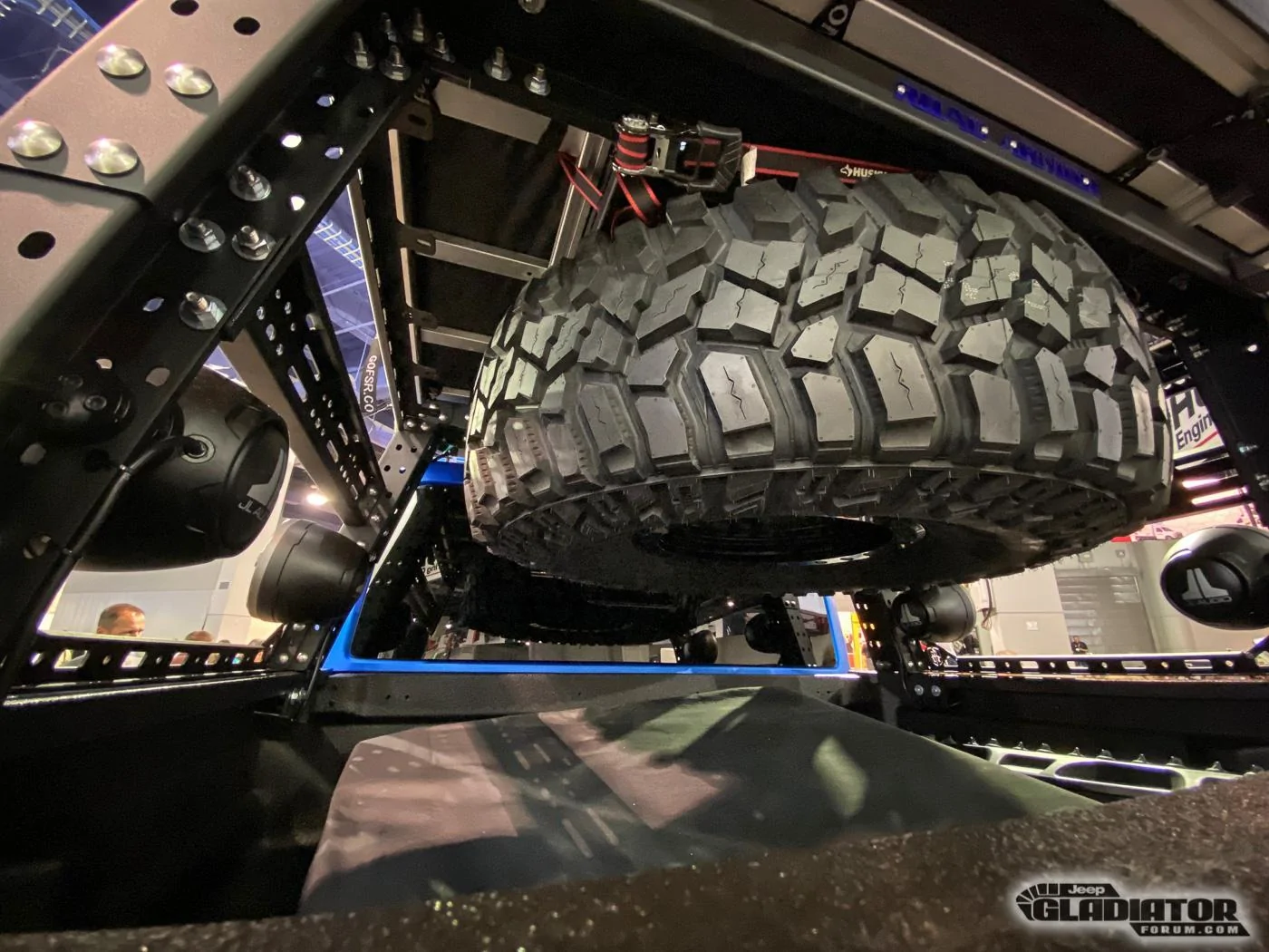 Jeep Gladiator Doetsch Off-Road / Rubitron Gladiator Build [SEMA 2019] Doetsch-Off-Road-Rubitron-Jeep-Gladiator-Build-SEMA-2019-25