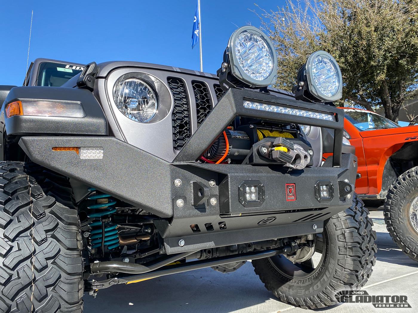 Jeep Gladiator Dobinsons Gladiator Build [SEMA 2019] Dobinsons-Gladiator-Build-SEMA-2019-3