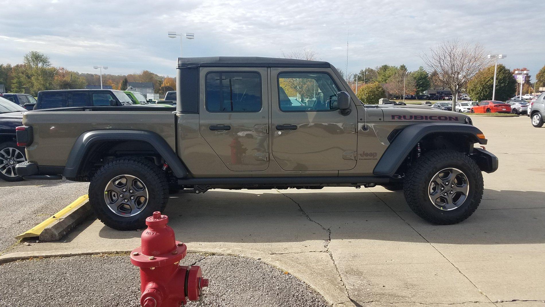 Jeep Gladiator Gator AND/OR Gobi Pics 20191106_141000