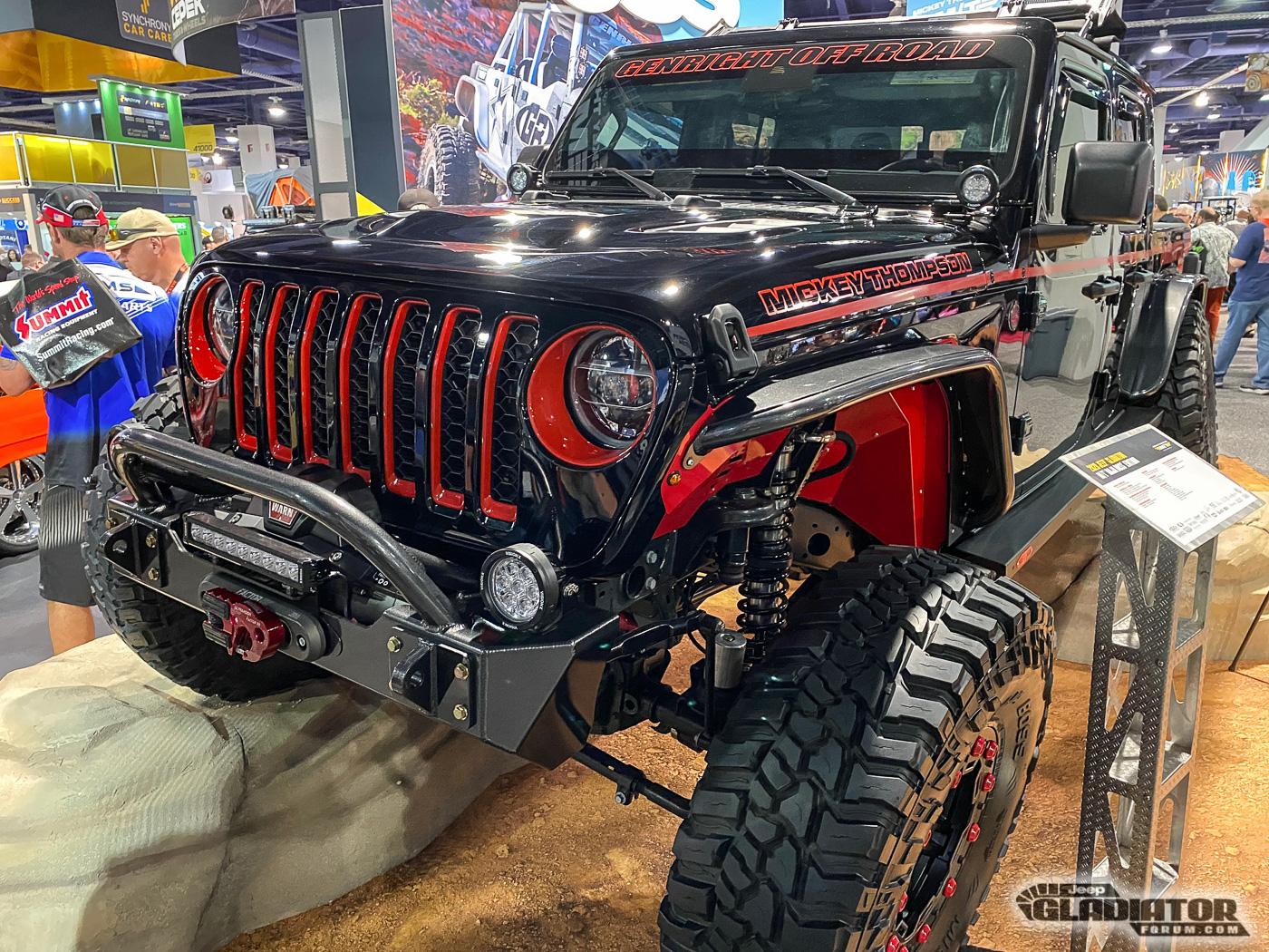 Jeep Gladiator Mickey Thompson / Genright Off Road - Baja Boss Edition Gladiator Build [SEMA 2019] Mickey-Thompson-Genright-Off-Road-Baja-Boss-Edition-Gladiator-Build-SEMA-2019-3