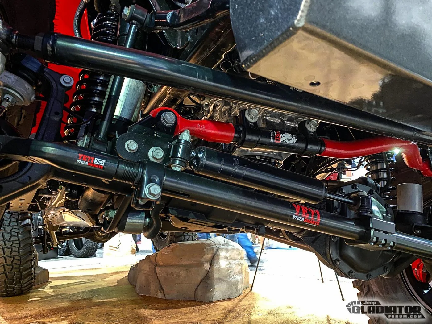 Jeep Gladiator Mickey Thompson / Genright Off Road - Baja Boss Edition Gladiator Build [SEMA 2019] Mickey-Thompson-Genright-Off-Road-Baja-Boss-Edition-Gladiator-Build-SEMA-2019-7