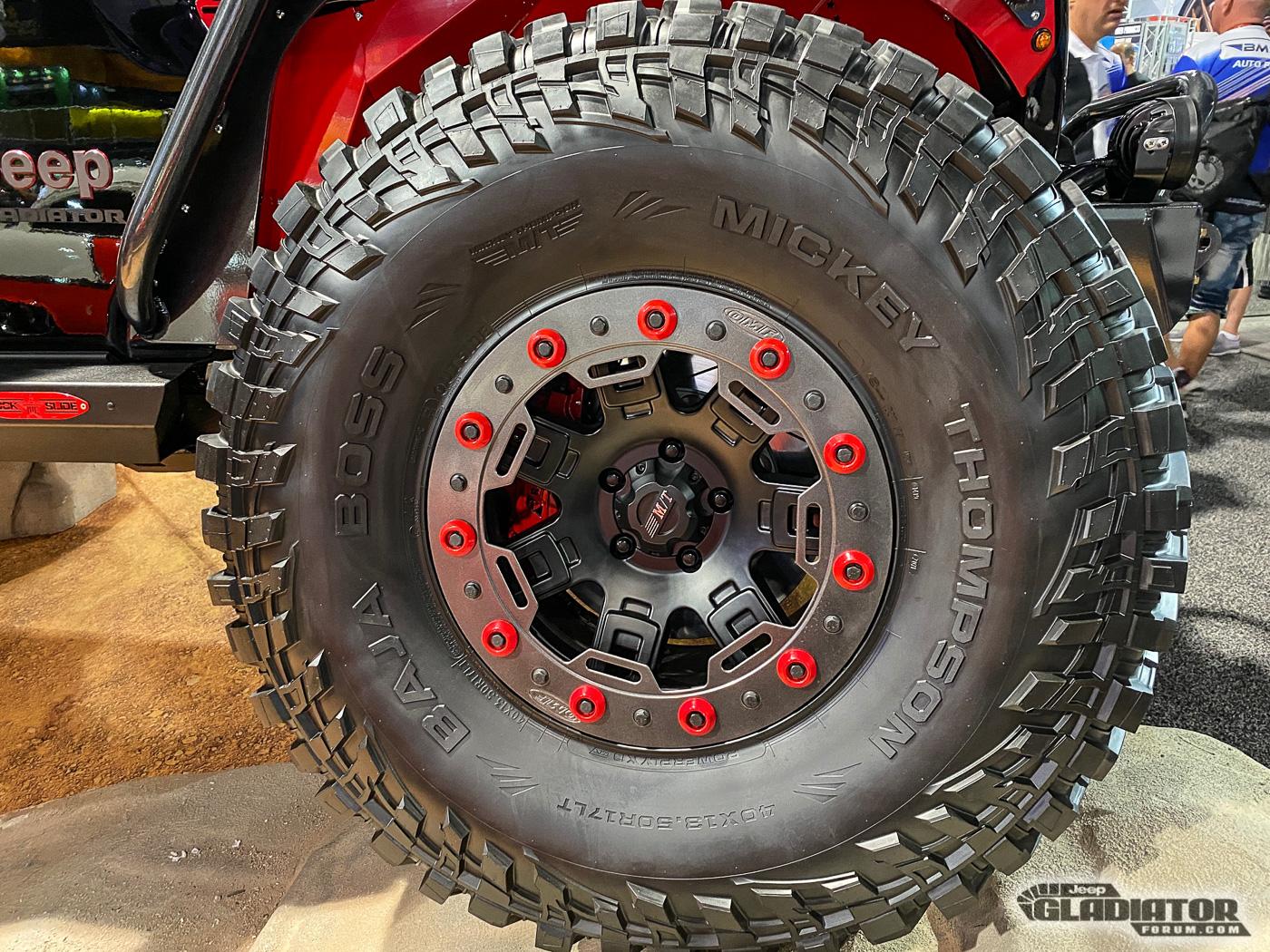 Jeep Gladiator Mickey Thompson / Genright Off Road - Baja Boss Edition Gladiator Build [SEMA 2019] Mickey-Thompson-Genright-Off-Road-Baja-Boss-Edition-Gladiator-Build-SEMA-2019-9