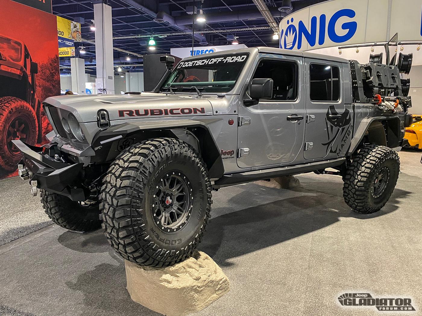 Jeep Gladiator Doetsch Off-Road / Mamba Offroad Gladiator Build [SEMA 2019] Doetsch-Off-Road-Mamba-Offroad-Alloys-Gladiator-Build-SEMA-2019-3