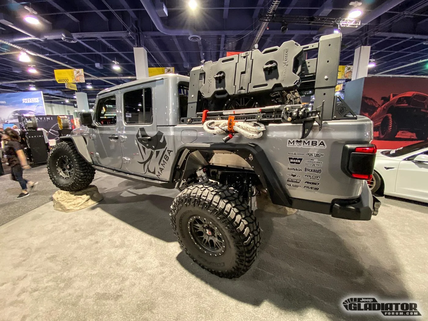 Jeep Gladiator Doetsch Off-Road / Mamba Offroad Gladiator Build [SEMA 2019] Doetsch-Off-Road-Mamba-Offroad-Alloys-Gladiator-Build-SEMA-2019-4