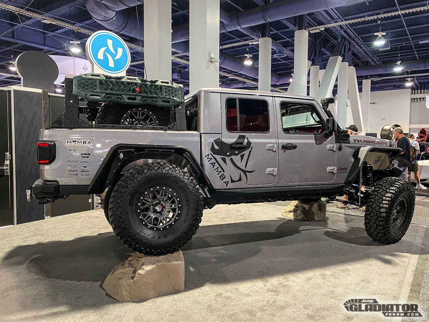Jeep Gladiator Doetsch Off-Road / Mamba Offroad Gladiator Build [SEMA 2019] Doetsch-Off-Road-Mamba-Offroad-Alloys-Gladiator-Build-SEMA-2019-10