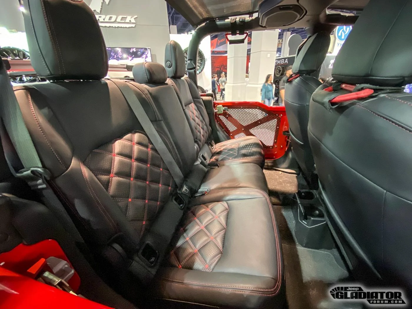Jeep Gladiator V-Rock Gladiator Build [SEMA 2019] V-Rock-Gladiator-Build-SEMA-2019-16