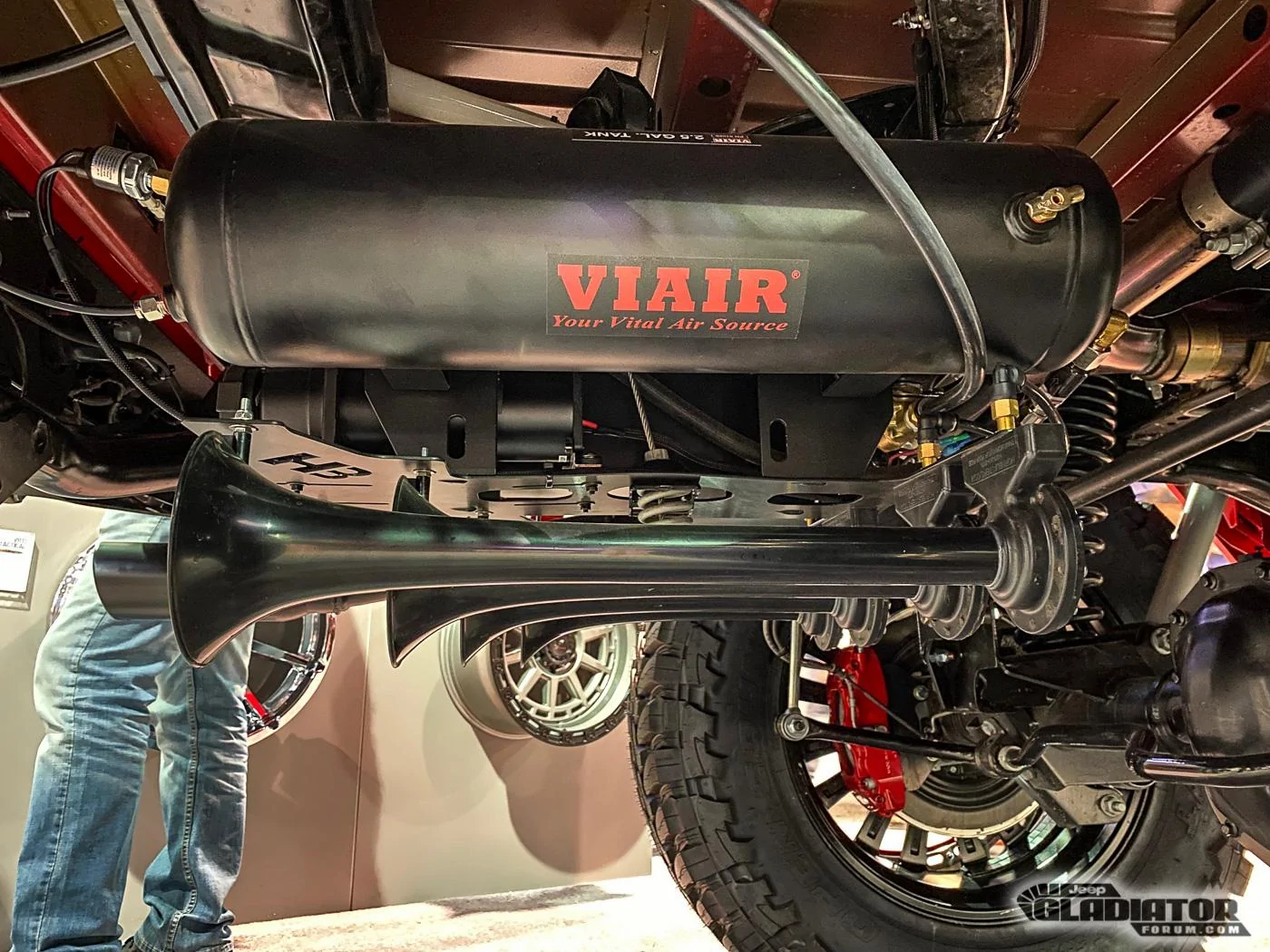 Jeep Gladiator V-Rock Gladiator Build [SEMA 2019] V-Rock-Gladiator-Build-SEMA-2019-25