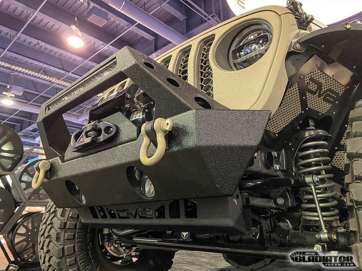 Jeep Gladiator DV8 Tan Spray Kevlar Coated Gladiator Build [SEMA 2018] DV8-Tan-Spray-Kevlar-Coated-Gladiator-Build-SEMA-2019-4