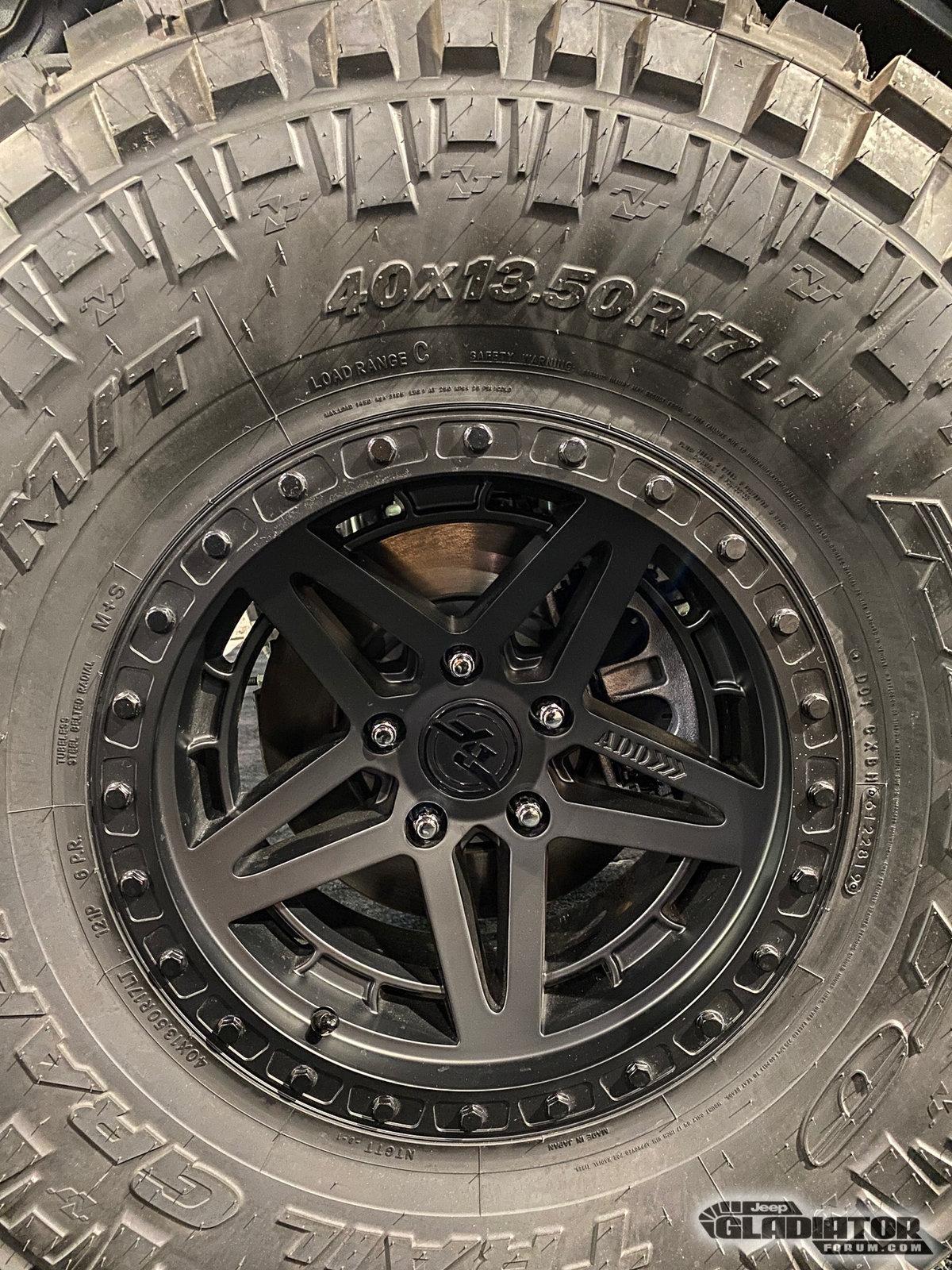 Jeep Gladiator DV8 Tan Spray Kevlar Coated Gladiator Build [SEMA 2018] DV8-Tan-Spray-Kevlar-Coated-Gladiator-Build-SEMA-2019-9
