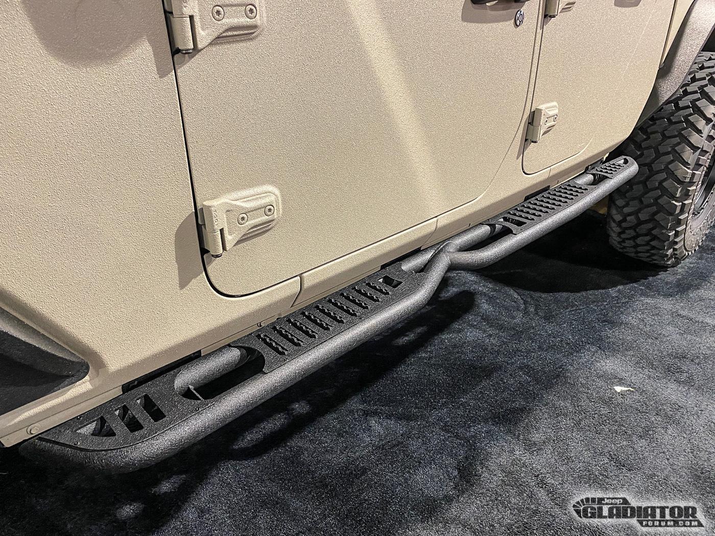 Jeep Gladiator DV8 Tan Spray Kevlar Coated Gladiator Build [SEMA 2018] DV8-Tan-Spray-Kevlar-Coated-Gladiator-Build-SEMA-2019-10