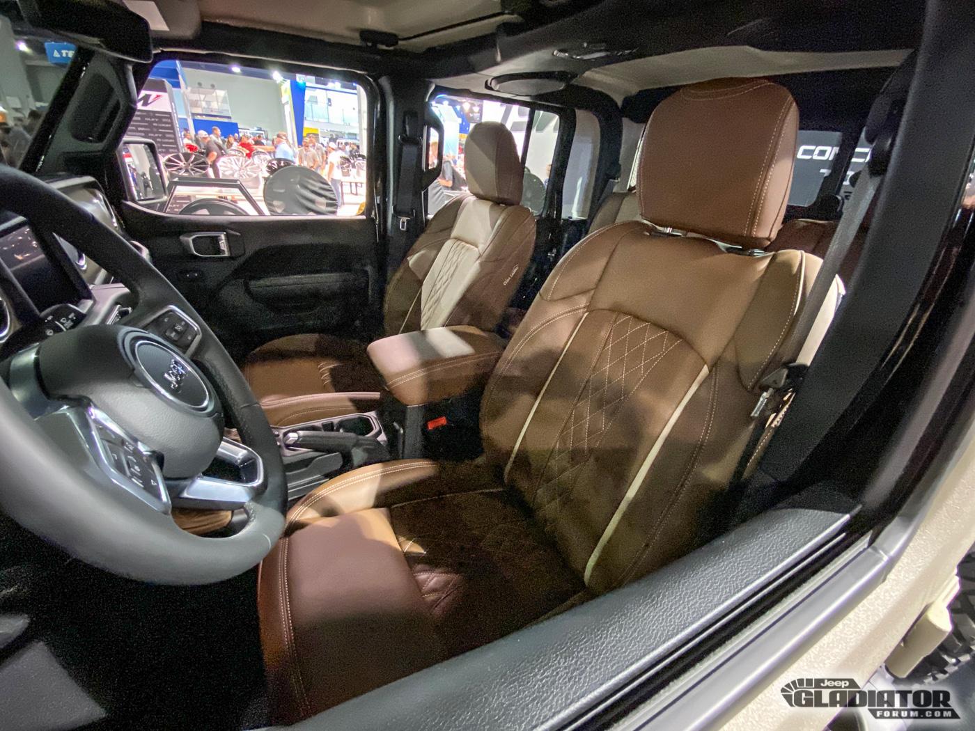 Jeep Gladiator DV8 Tan Spray Kevlar Coated Gladiator Build [SEMA 2018] DV8-Tan-Spray-Kevlar-Coated-Gladiator-Build-SEMA-2019-12