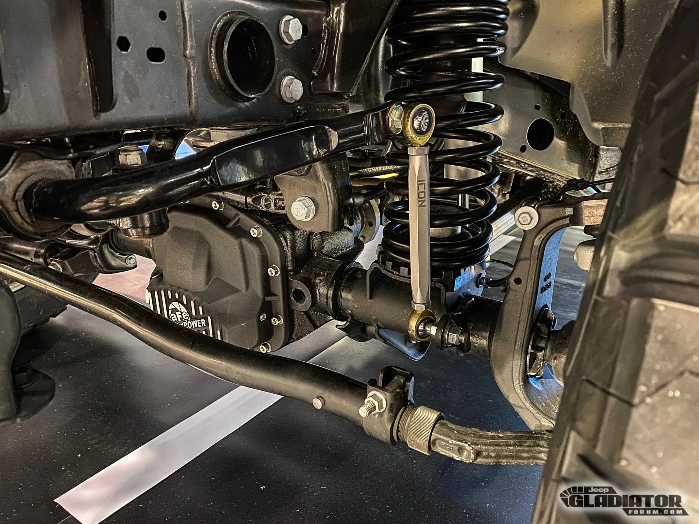 Jeep Gladiator Hammerhead / Landsail Gladiator Build [SEMA 2019] Hammerhead-Landsail-Gladiator-Build-SEMA-2019-3