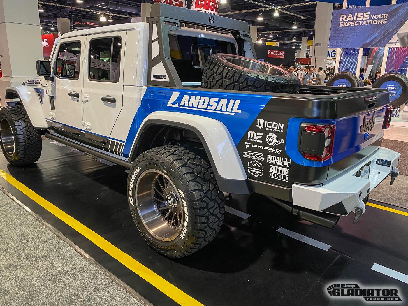 Jeep Gladiator Hammerhead / Landsail Gladiator Build [SEMA 2019] Hammerhead-Landsail-Gladiator-Build-SEMA-2019-12
