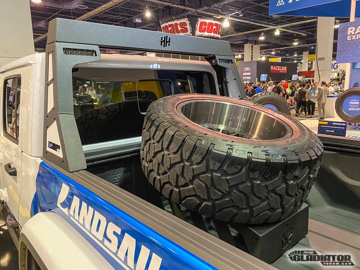 Jeep Gladiator Hammerhead / Landsail Gladiator Build [SEMA 2019] Hammerhead-Landsail-Gladiator-Build-SEMA-2019-13