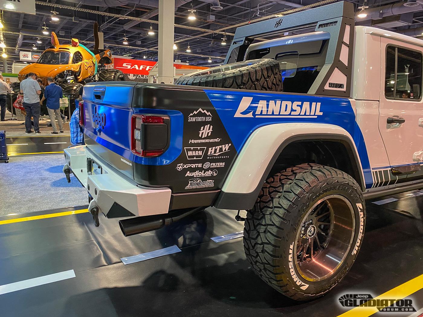 Jeep Gladiator Hammerhead / Landsail Gladiator Build [SEMA 2019] Hammerhead-Landsail-Gladiator-Build-SEMA-2019-19