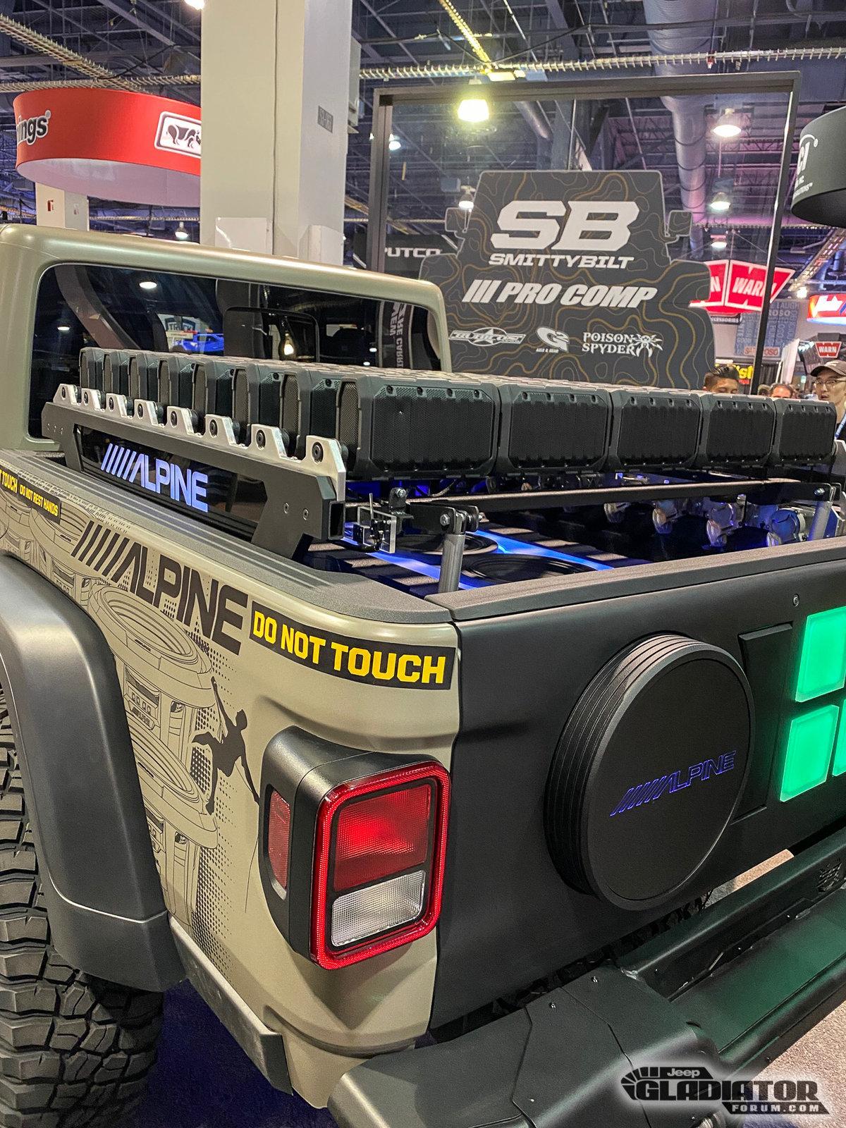 Jeep Gladiator Smittybilt / Alpine Equalizer Gladiator Build [SEMA 2019] Smittybilt-Equalizer-Gladiator-Build-SEMA-2019-18