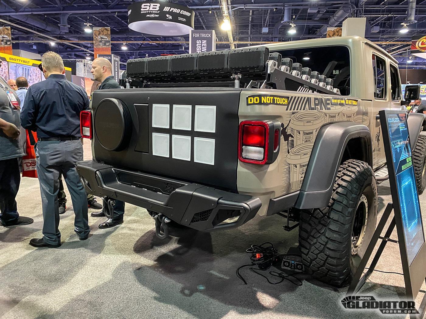 Jeep Gladiator Smittybilt / Alpine Equalizer Gladiator Build [SEMA 2019] Smittybilt-Equalizer-Gladiator-Build-SEMA-2019-25