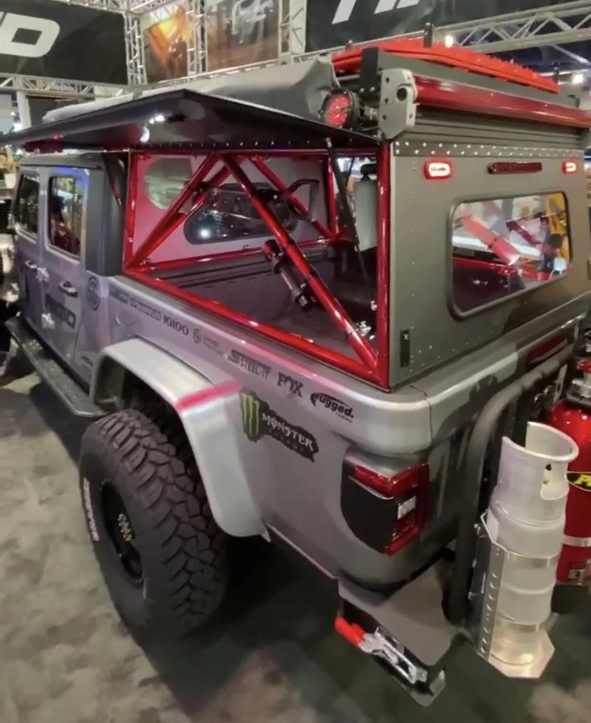 Jeep Gladiator Jeep Gladiator Camper - Adventure Trailers 1365F548-ACB7-4892-9682-1656EBEDB702
