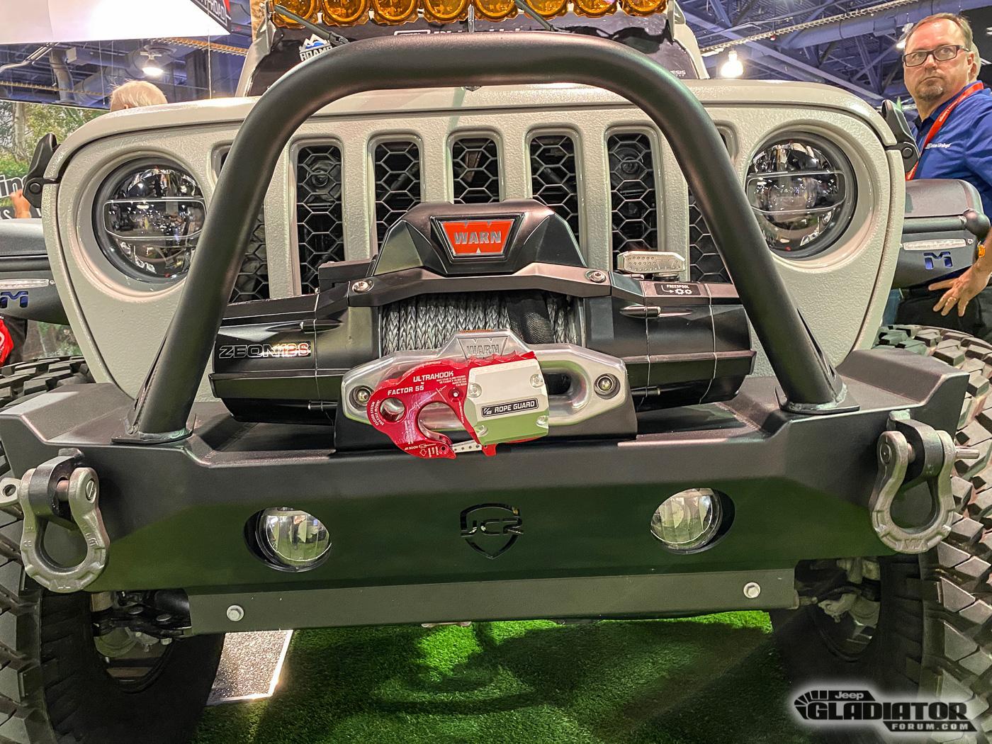 Jeep Gladiator Rhino Linings / ROAMR Hatchet Gladiator Build and FSR Trailer [SEMA 2019] Rhino-Linings-ROAMR-Hatchet-Gladiator-Build-FSR-Trailer-SEMA-2019-5