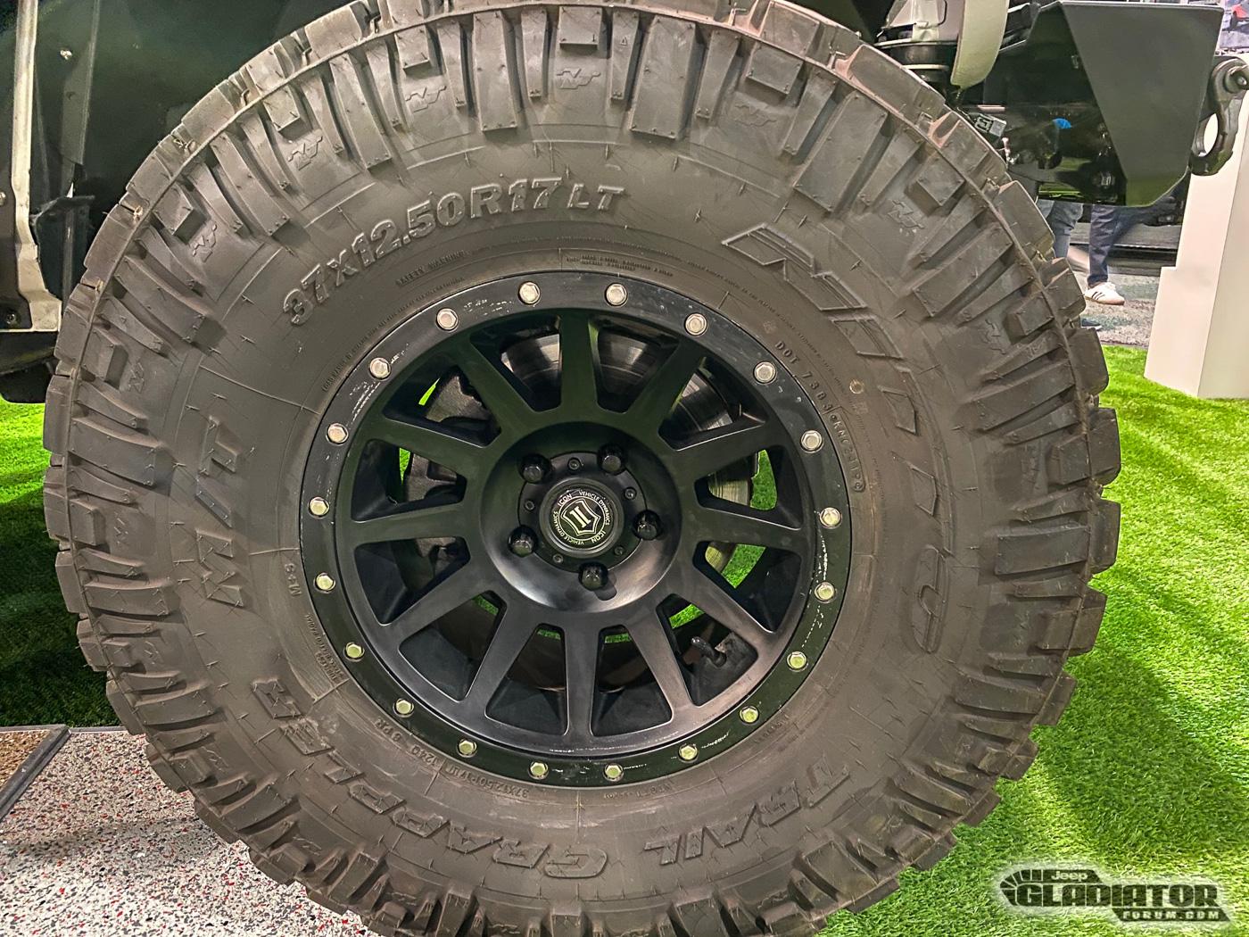 Jeep Gladiator Rhino Linings / ROAMR Hatchet Gladiator Build and FSR Trailer [SEMA 2019] Rhino-Linings-ROAMR-Hatchet-Gladiator-Build-FSR-Trailer-SEMA-2019-8