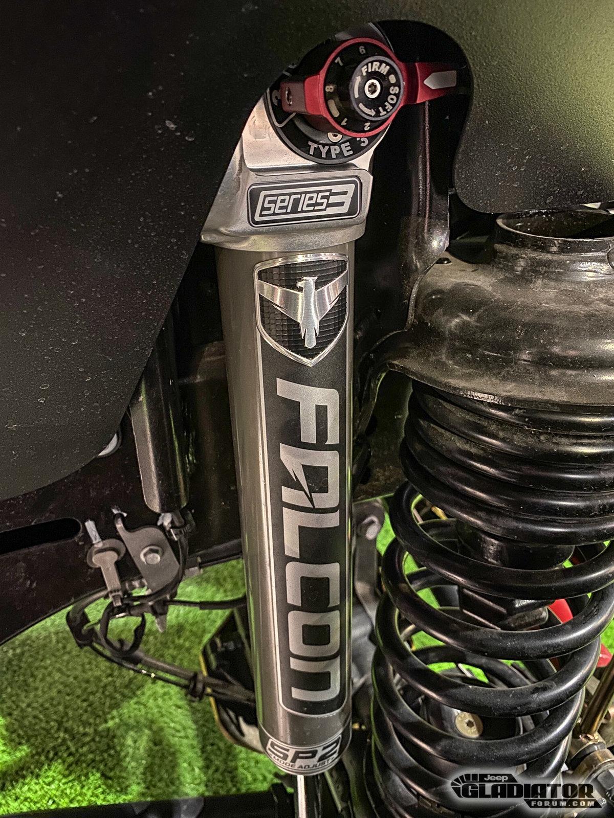 Jeep Gladiator Rhino Linings / ROAMR Hatchet Gladiator Build and FSR Trailer [SEMA 2019] Rhino-Linings-ROAMR-Hatchet-Gladiator-Build-FSR-Trailer-SEMA-2019-9