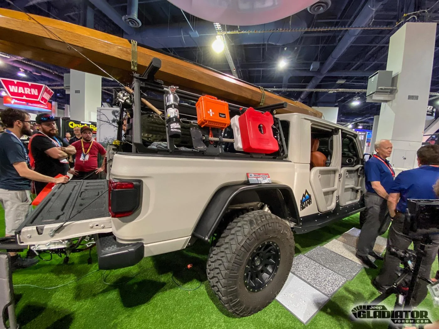 Jeep Gladiator Rhino Linings / ROAMR Hatchet Gladiator Build and FSR Trailer [SEMA 2019] Rhino-Linings-ROAMR-Hatchet-Gladiator-Build-FSR-Trailer-SEMA-2019-11