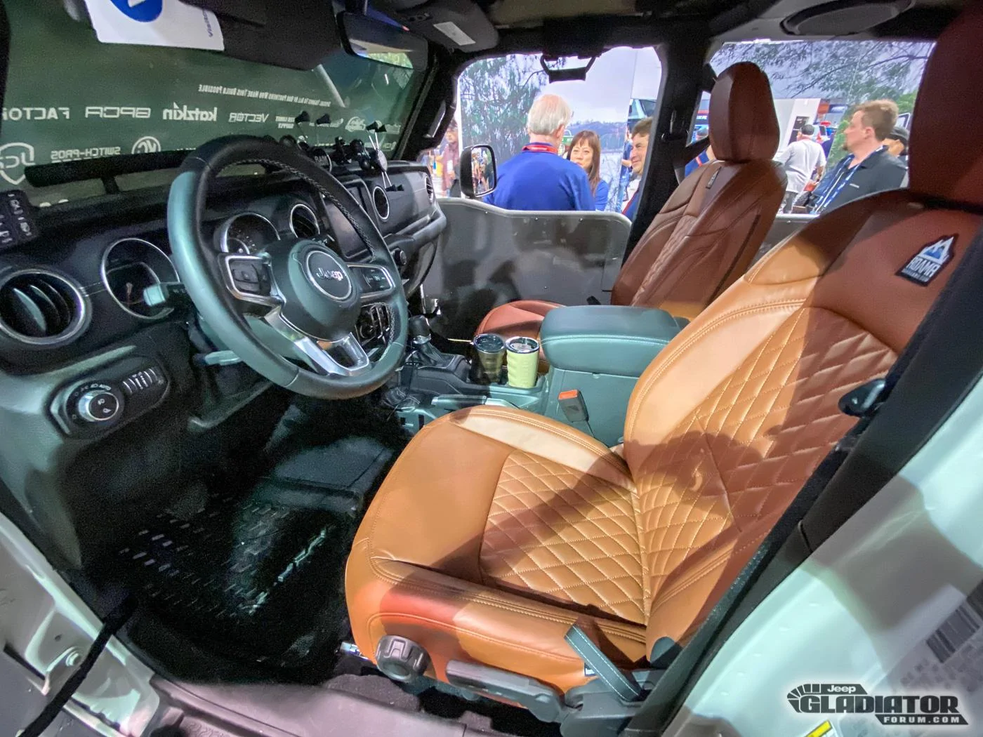 Jeep Gladiator Rhino Linings / ROAMR Hatchet Gladiator Build and FSR Trailer [SEMA 2019] Rhino-Linings-ROAMR-Hatchet-Gladiator-Build-FSR-Trailer-SEMA-2019-18