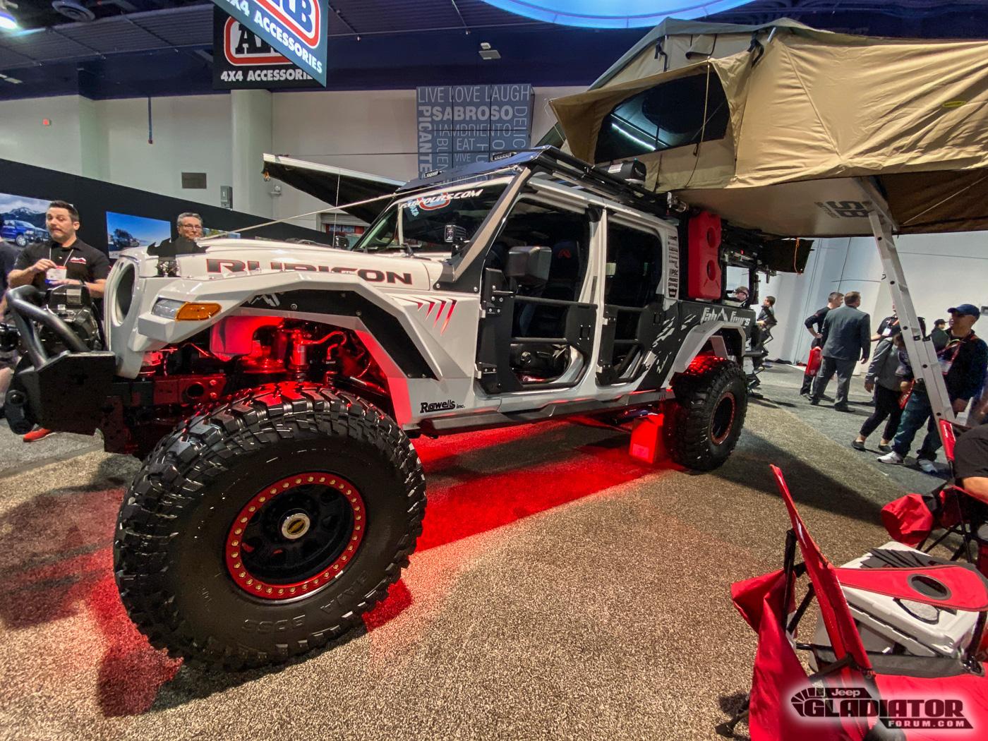 Jeep Gladiator Fab Fours Gladiator Build [SEMA 2019] Fab-Fours-Gladiator-Build-SEMA-2019-3