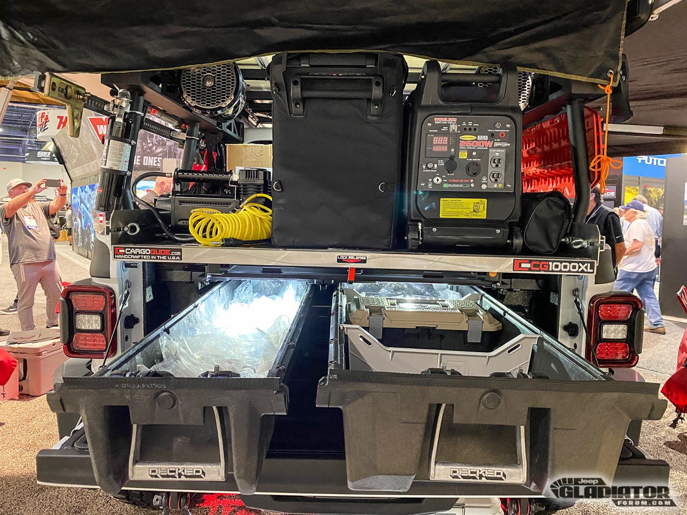 Jeep Gladiator Fab Fours Gladiator Build [SEMA 2019] Fab-Fours-Gladiator-Build-SEMA-2019-12