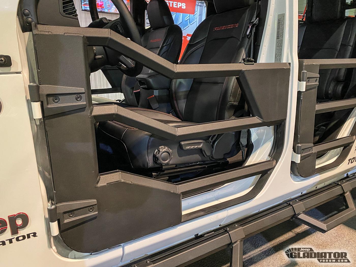 Jeep Gladiator DeeZee / Sheriff Skidplates Gladiator Build [SEMA 2019] DeeZee-Gladiator-Build-SEMA-2019-6