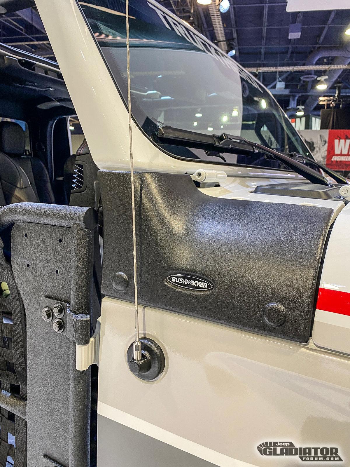 Jeep Gladiator Truck Hero Gladiator Build [SEMA 2019] Truck-Hero-Gladiator-Build-SEMA-2019-10