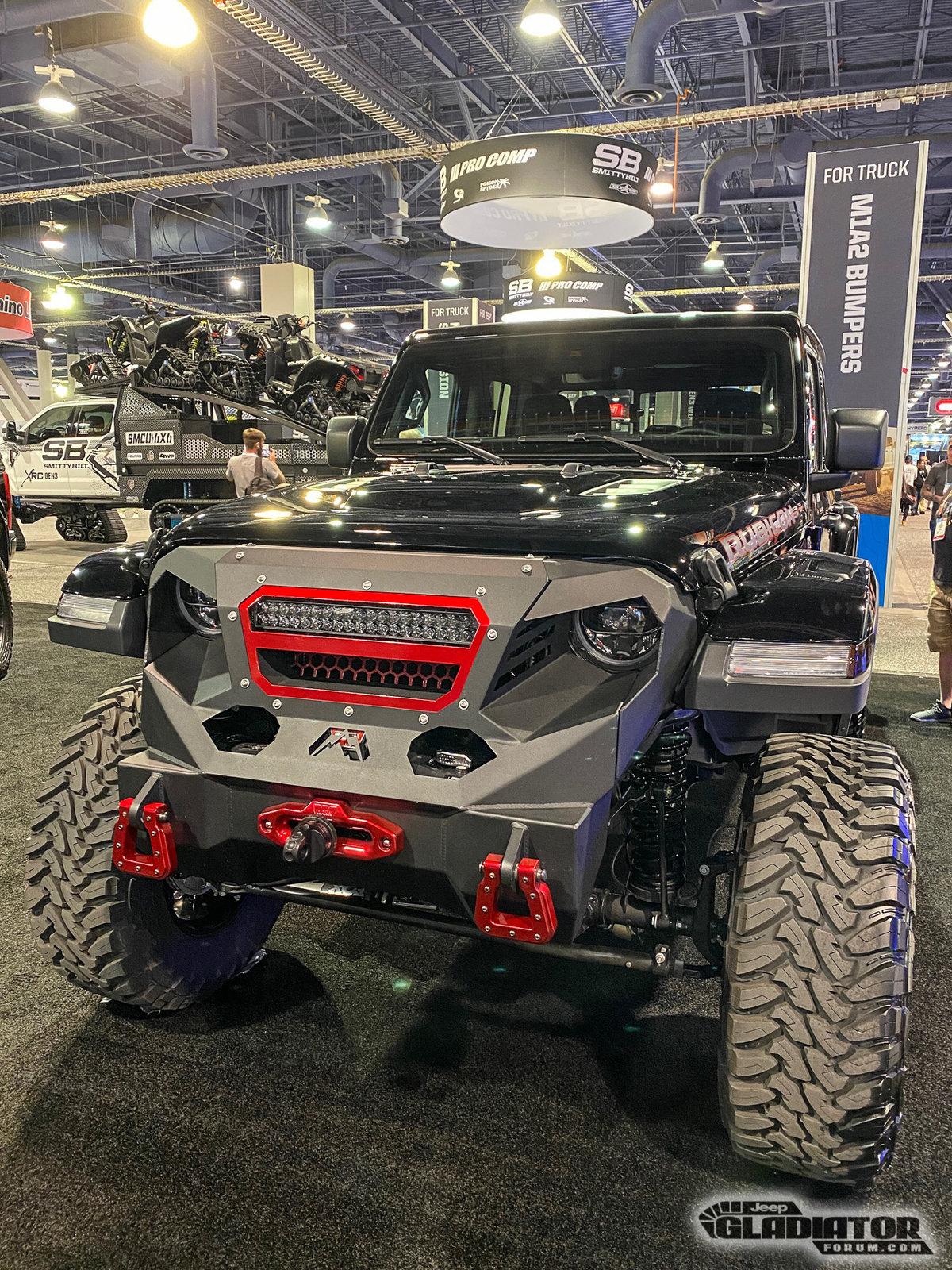 Jeep Gladiator LEER Tonneau (Pace Edwards) Gladiator Build [SEMA 2019] LEER-Pace-Edwards-Tonneau-Gladiator-Build-SEMA-2019-1