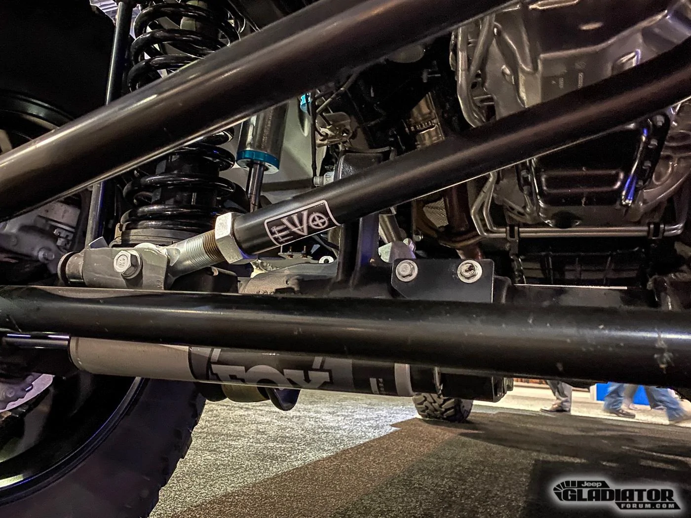 Jeep Gladiator LEER Tonneau (Pace Edwards) Gladiator Build [SEMA 2019] LEER-Pace-Edwards-Tonneau-Gladiator-Build-SEMA-2019-8