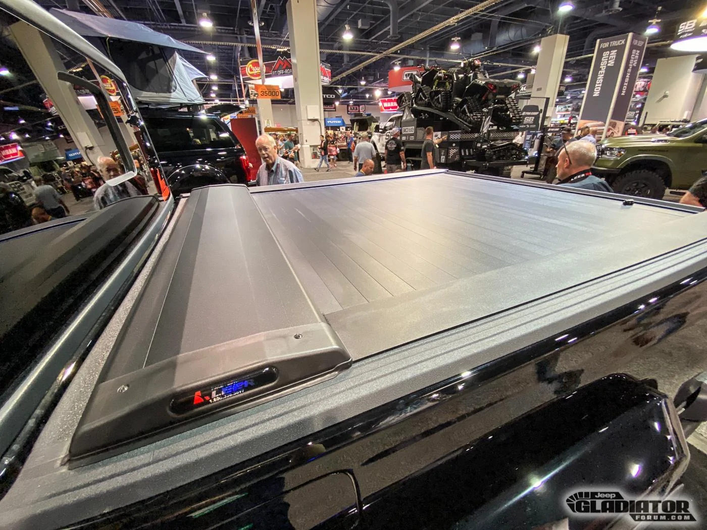 Jeep Gladiator LEER Tonneau (Pace Edwards) Gladiator Build [SEMA 2019] LEER-Pace-Edwards-Tonneau-Gladiator-Build-SEMA-2019-11