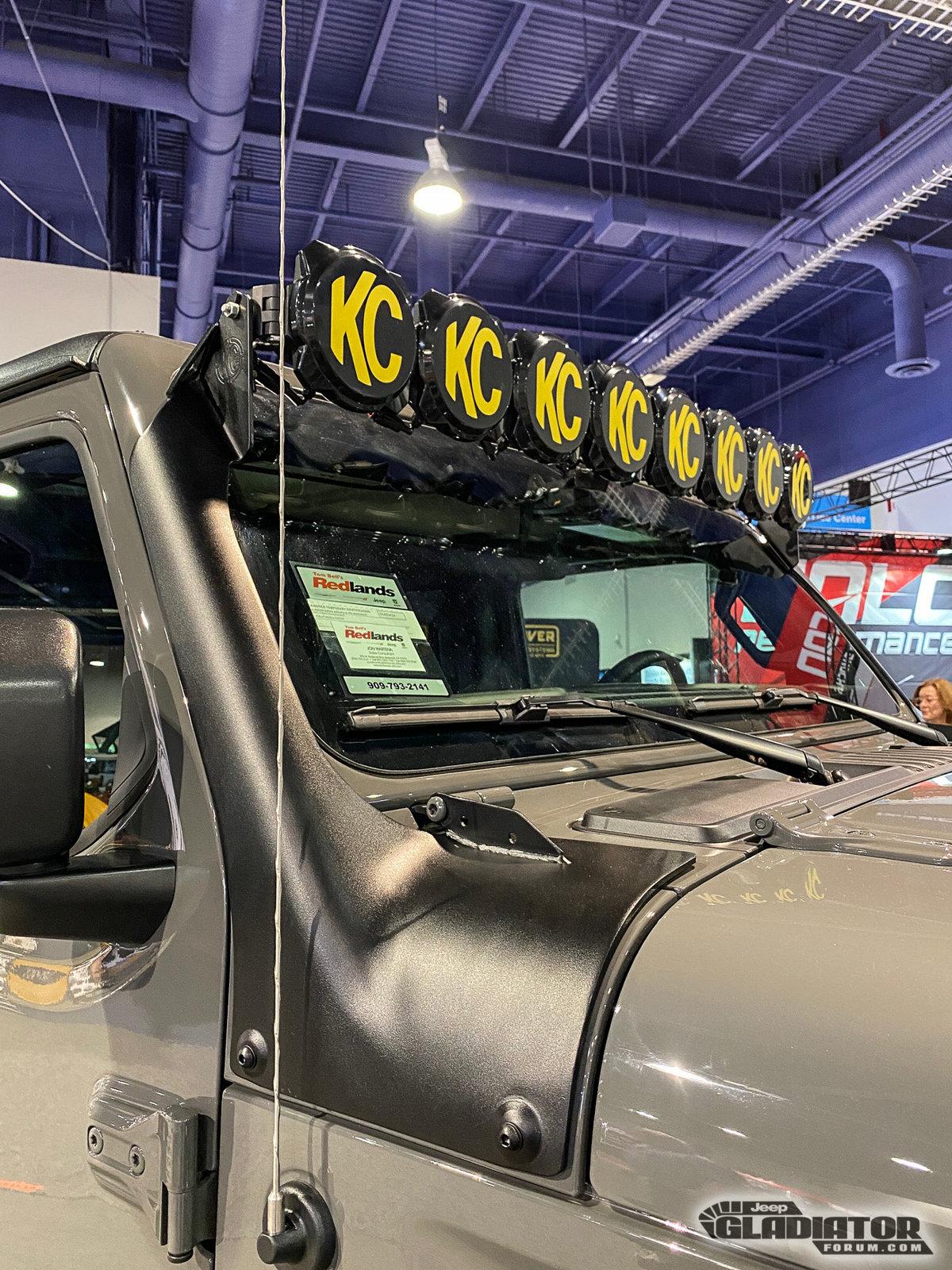 Jeep Gladiator EVO MFG Gladiator Build [SEMA 2019] EVO-MFG-Gladiator-Build-SEMA-2019-15