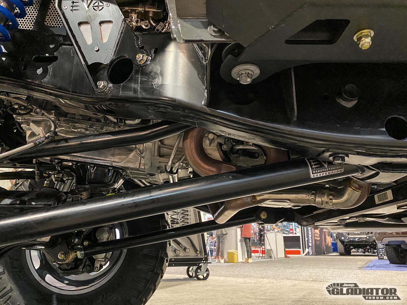 Jeep Gladiator EVO MFG Gladiator Build [SEMA 2019] EVO-MFG-Gladiator-Build-SEMA-2019-28