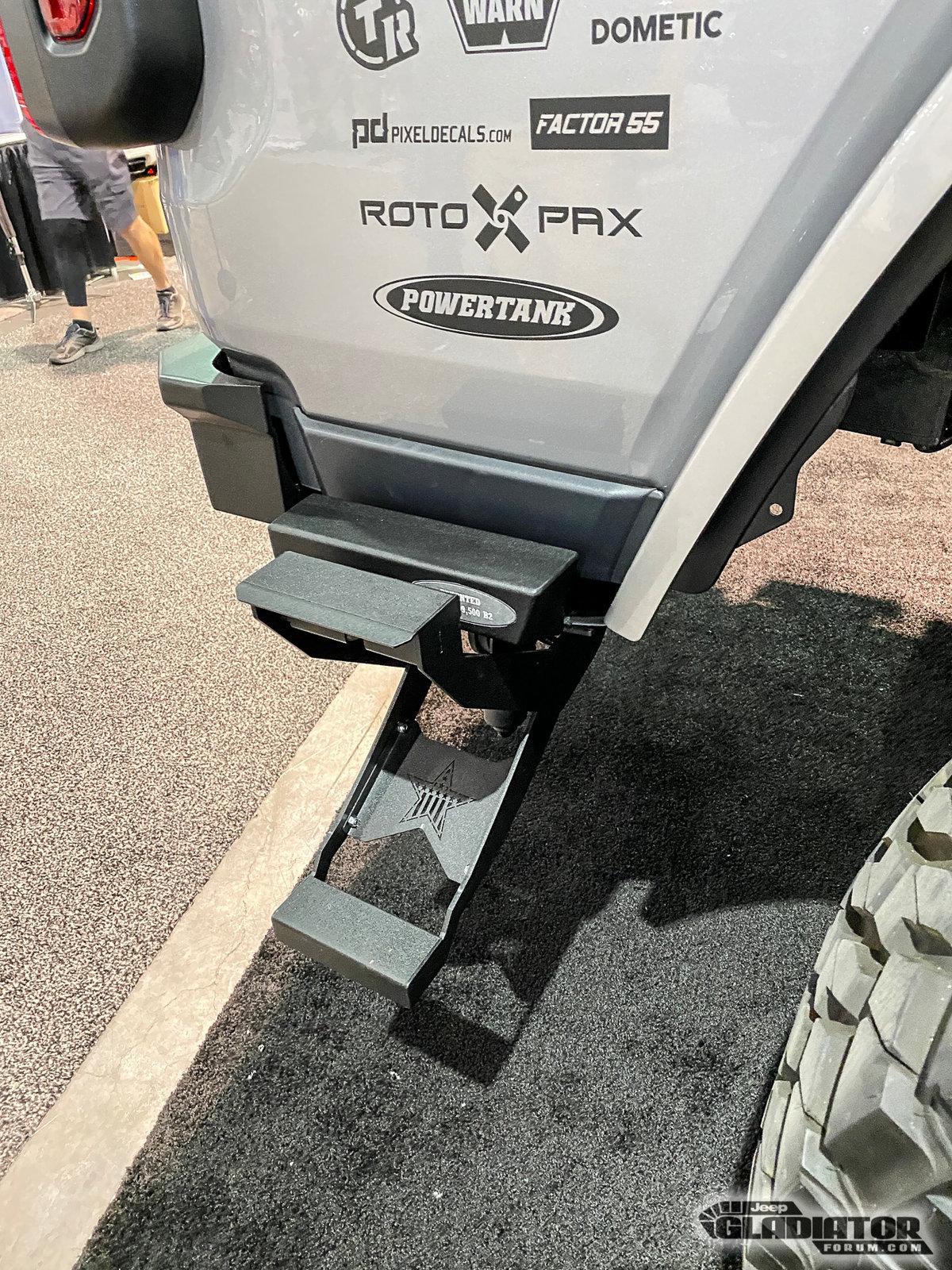 Jeep Gladiator Rebel Off Road / Rock Slide Engineering Gladiator Build [SEMA 2019] Rebel-Off-Road-Slide-Engineering-Gladiator-Build-SEMA-2019-15