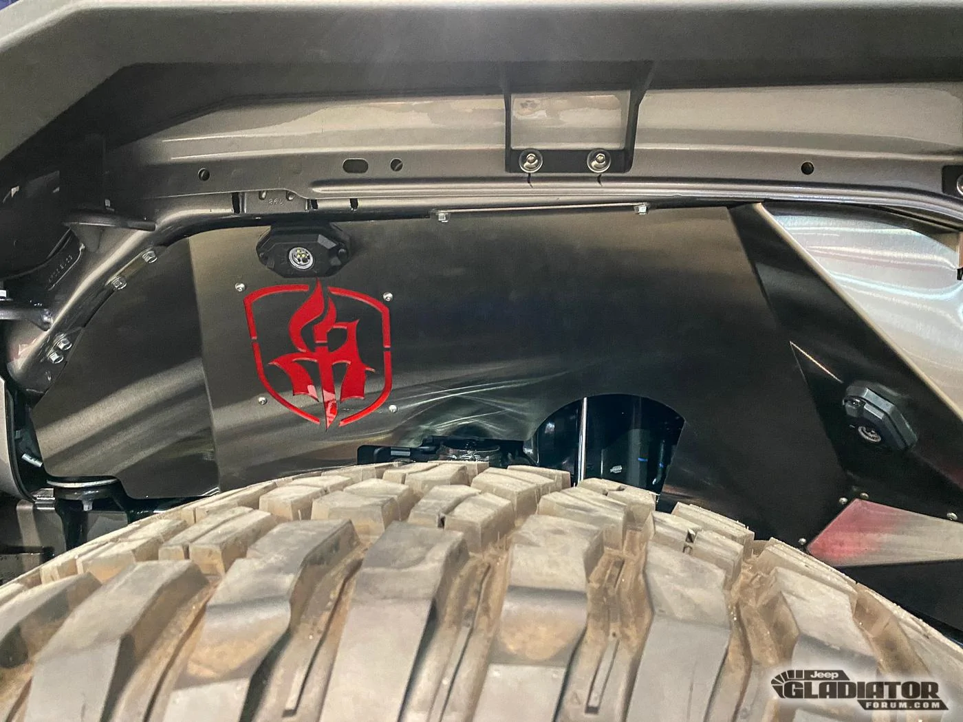 Jeep Gladiator Road Armor (Treck) Gladiator Build [SEMA 2019] Road-Armor-Treck-Gladiator-Build-SEMA-2019-4