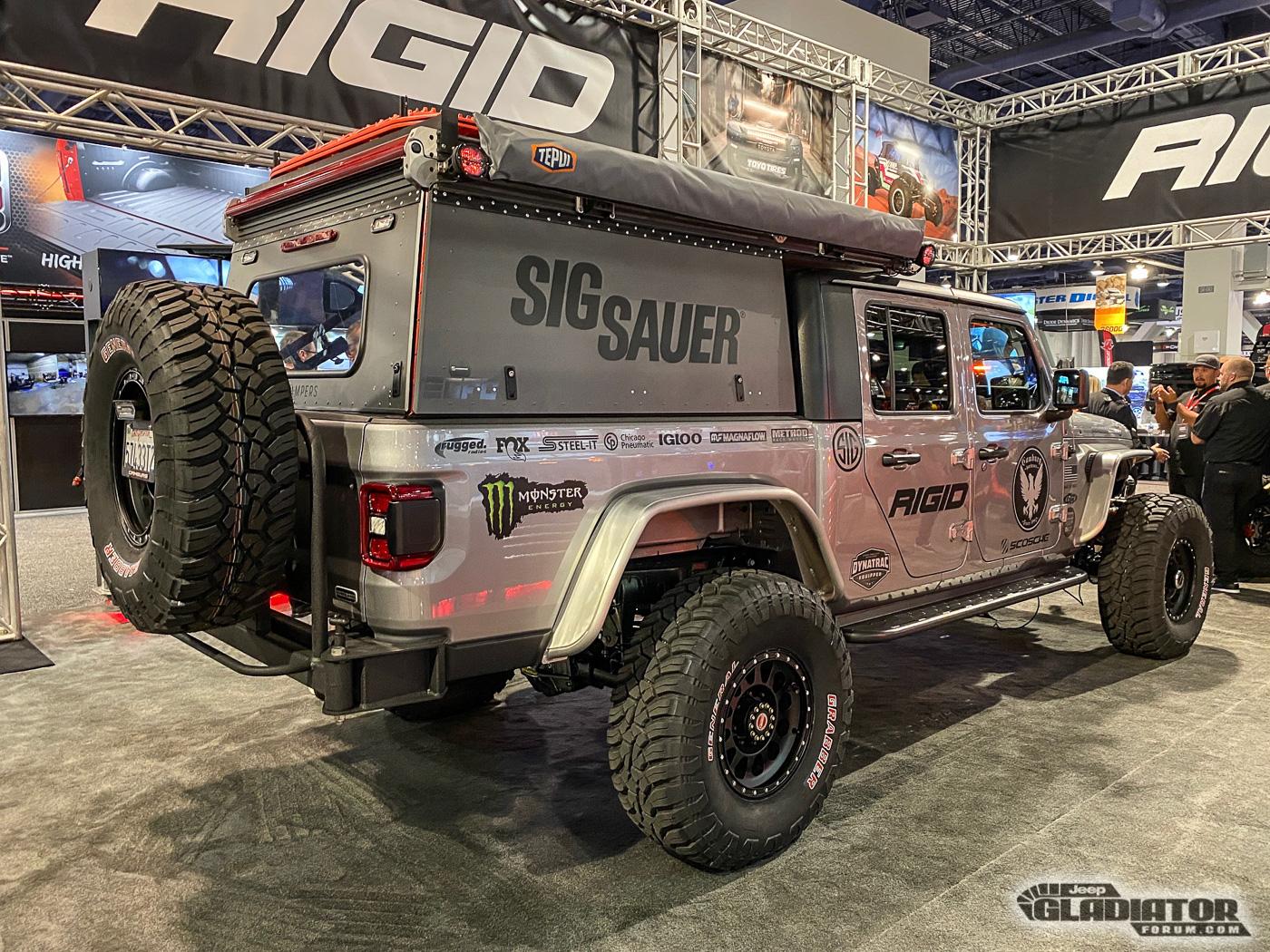 Jeep Gladiator Rigid Industries Gladiator Build [SEMA 2019] Rigid-Industries-Gladiator-Build-SEMA-2019-12
