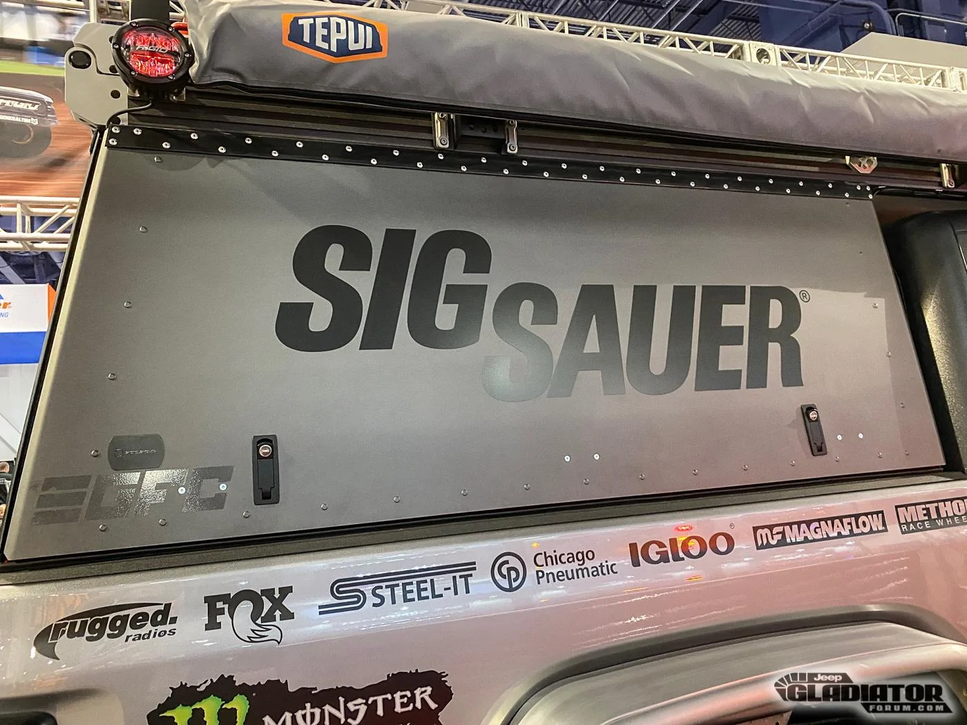 Jeep Gladiator Rigid Industries Gladiator Build [SEMA 2019] Rigid-Industries-Gladiator-Build-SEMA-2019-13